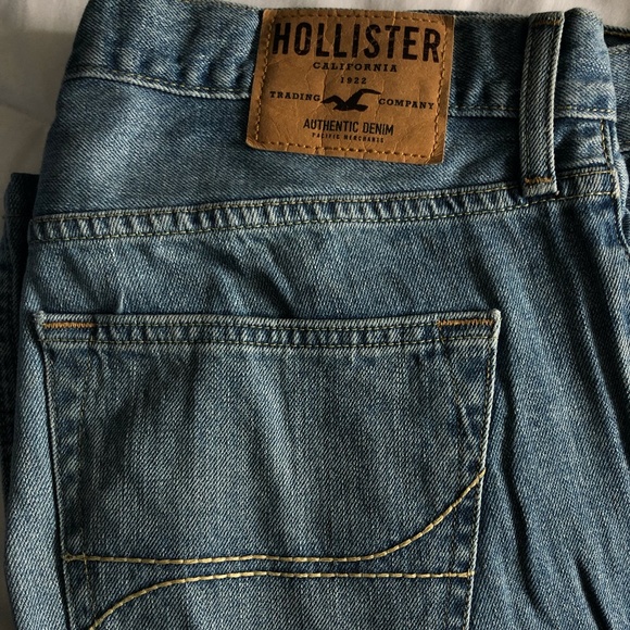 Hollister Jeans - Picture 3 of 3